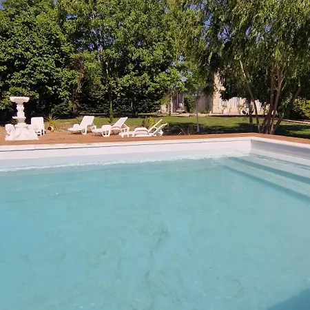 La Romantique Du Chateau Bed & Breakfast Gaillan-en-Médoc