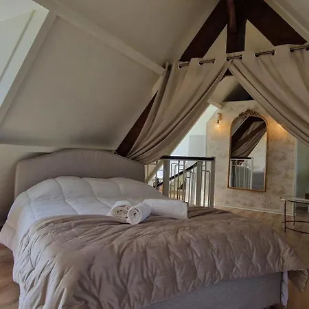 La Romantique Du Chateau Gaillan-en-Médoc