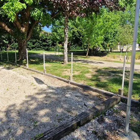 La Romantique Du Chateau Gaillan-en-Médoc