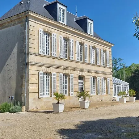 La Romantique Du Chateau Gaillan-en-Médoc